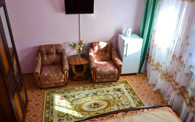 V Gostevom Dome Kristina Living quarters