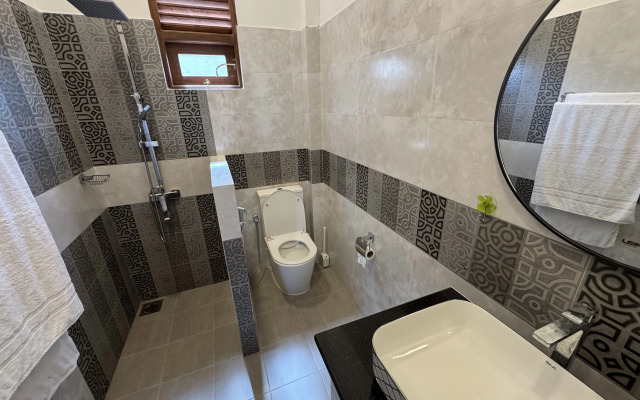 White Elephant Villa & Restaurant Mini-hotel