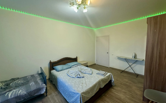 V Tsentre Goroda Flat
