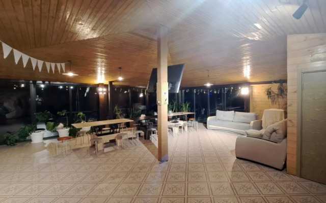 Triton Loft Guest house