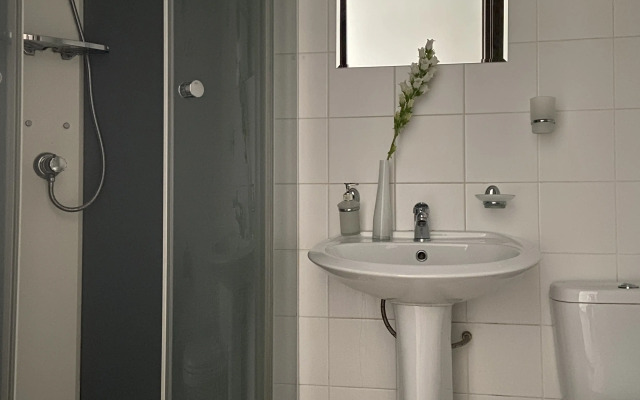 Апартаменты Apartanik Малышева 42 А-1213