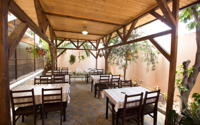 Sangriya Guest House