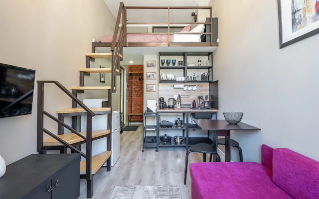 Квартира Комфортная студия с дизайнерским ремонтом