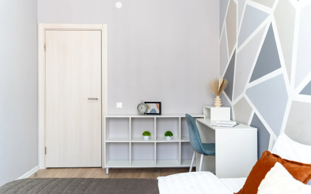 Апартаменты евротрёхкомнатные на Полимерном 13