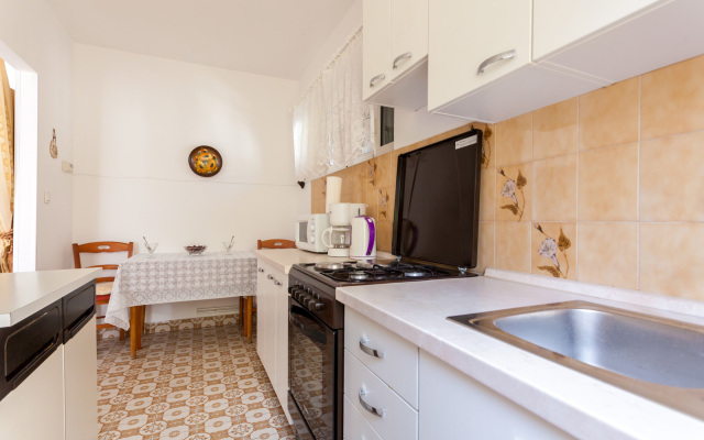 Maria in Malinska Apartments