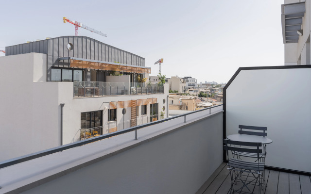 Blueground at Florentine ID20 Apartments