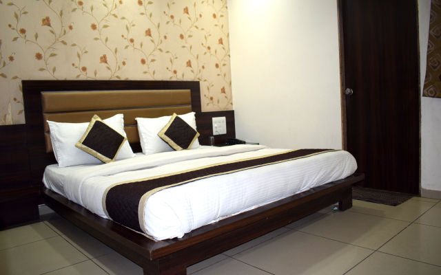Krishna Inn Hotel
