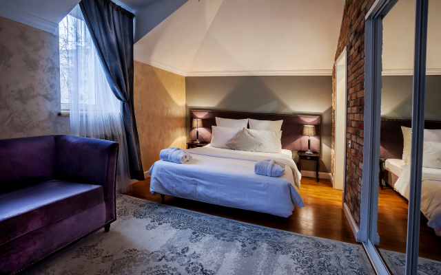 Rezidentsiya Bulgakova Hotel