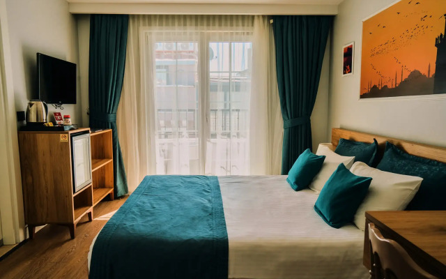 Santa Lucia Hotel