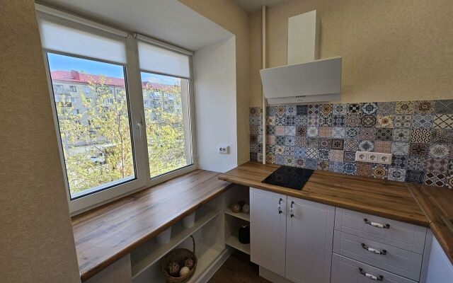 Na Ulitse Melnikayte 90A Flat