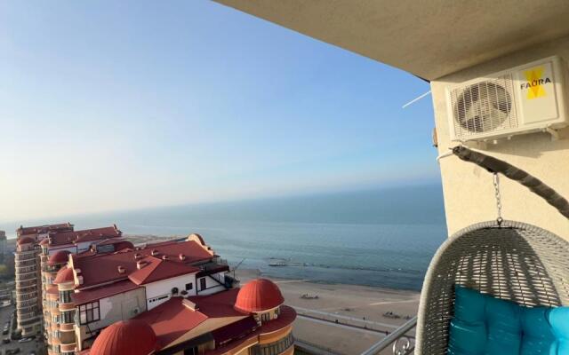 Апартаменты на 19 этаже с видом на море