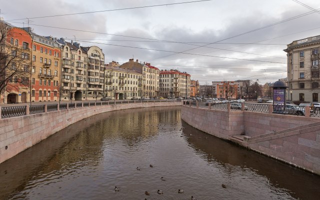 Apartments studiya na naberezhnoj VPiter na sutki