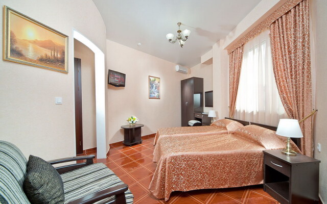 Konstantinopol Hotel