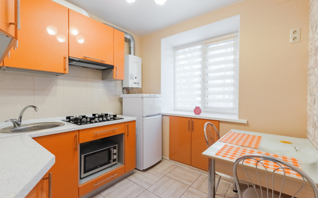 Na Pervomayskoy Flat