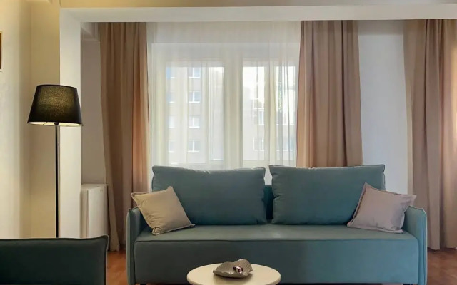 Na Ulitse Baykalskaya 107A/1 Flat