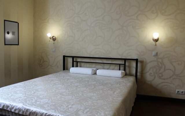 Avgust Kurskij Guesthouse
