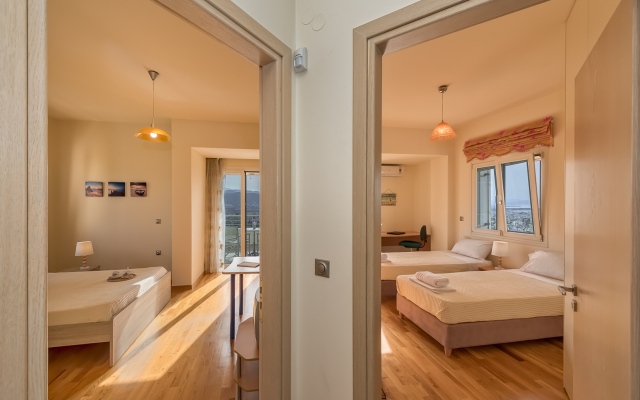 Karmilos Hill Villa