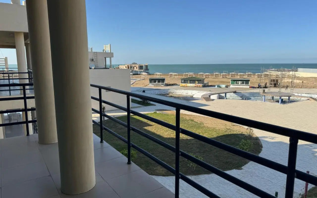 Golden Beach By Sham Baku Hotel
