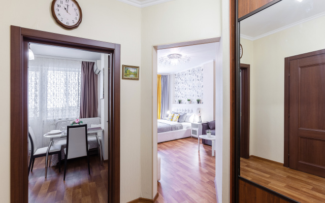 Апартаменты  RentPlaza на Улице Революционной-Центр