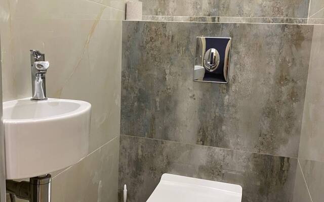 Апартаменты Евродвушка в Новом Доме