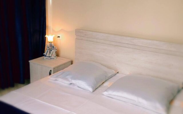 Holiday House Green Cape Batumi Guest House