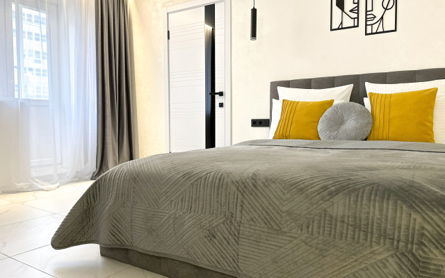 Квартира светлая и уютная с дизайнерским ремонтом в центре