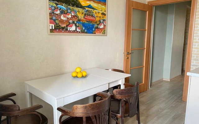 Двухкомнатная квартира АпартКазань16 возле озера Кабан на улице Татарстан 16