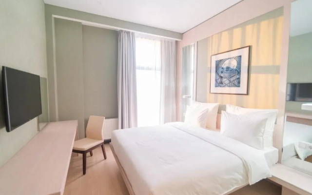 Resident City Hotel