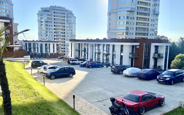 Studiya Lenina 298V Apartments