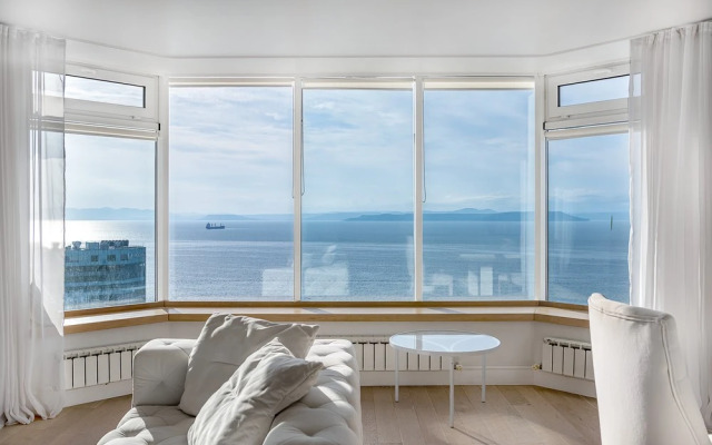 Апартаменты на первой линии главной набережной