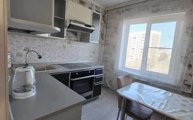 2-K Na Solnechnoy 37 Flat