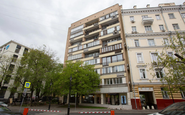 Na Bronnoy U Patriarshikh Prudov Apartments