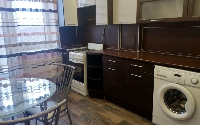 Na Sverdlova 5 Apartments
