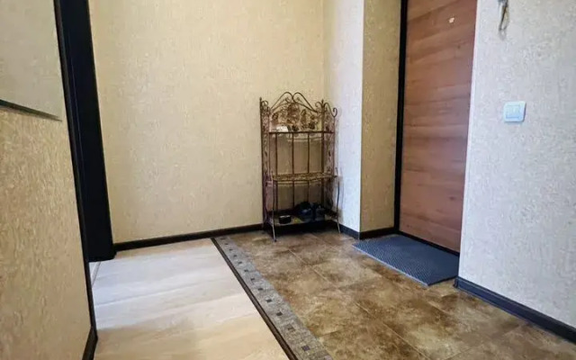 Квартира на Быстринской 10