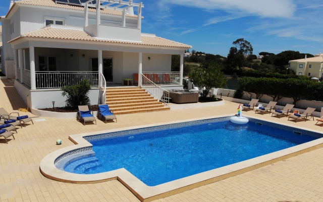 Sunset Villa