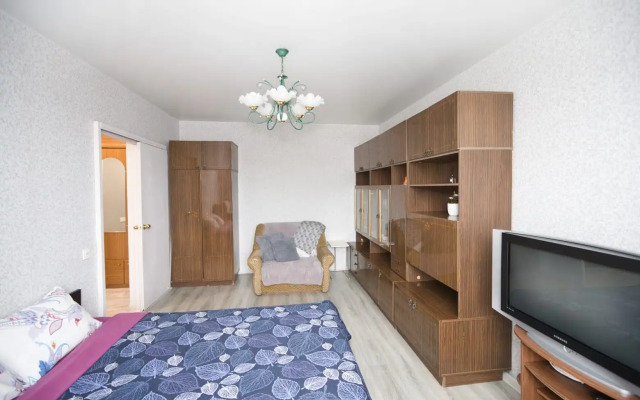 Апартаменты Однокомнатная Недалеко от метро Бульвар Дмитрия Донского