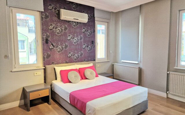 Prostornaya Kvartira Vozle Morya Apartments
