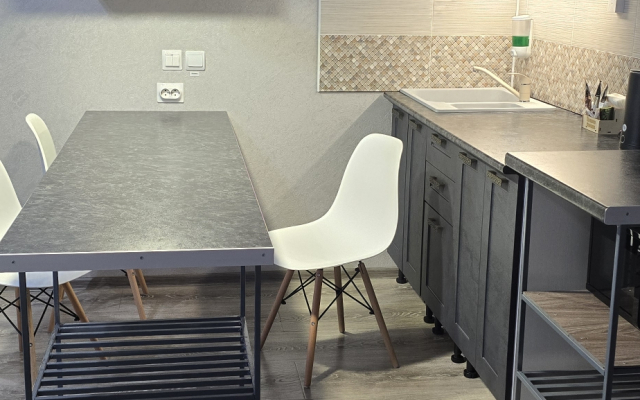 Sovremennaya uyutnaya studiya v luchshem rayone goroda Flat