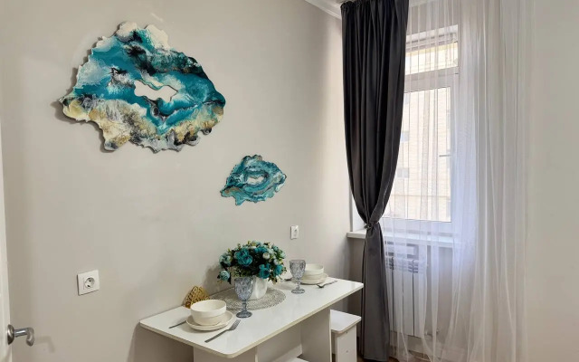 Prostornye Apartamenty nedaleko ot Ekspo, Apartments