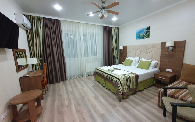 Апартаменты на 5 этаже Репина 1