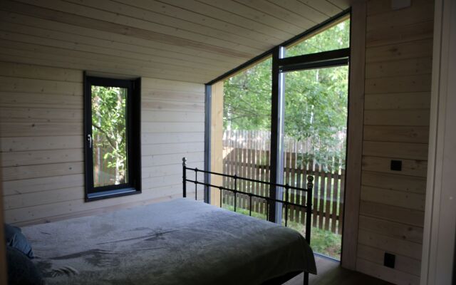 Частный дом Iris House