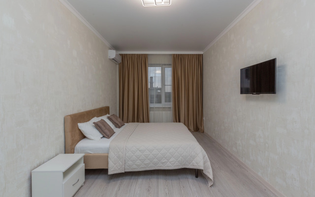 Ryadom s Aeroport Flat