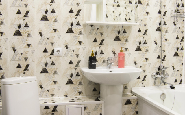 Апартаменты Уютные 2-комнатные на Окской 2