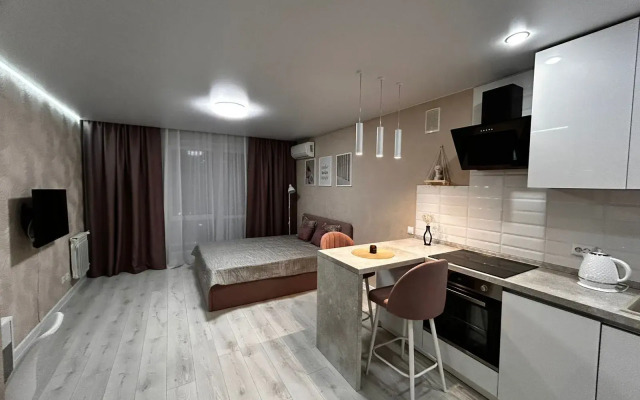 Shikarnaya studiya v Arbekovo Flat