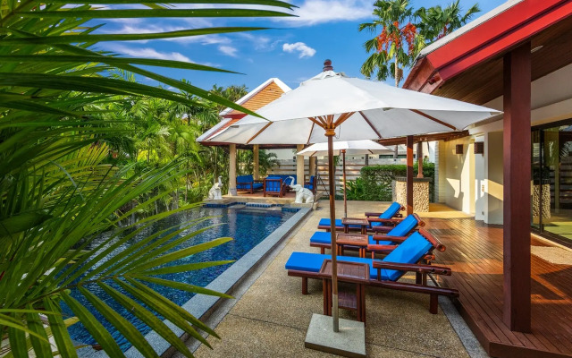 Togian Private Pool Naiharn Beach Villa