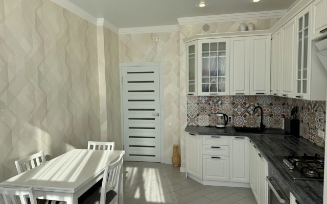 243 Rvartira V Novom Zhk Real Flat