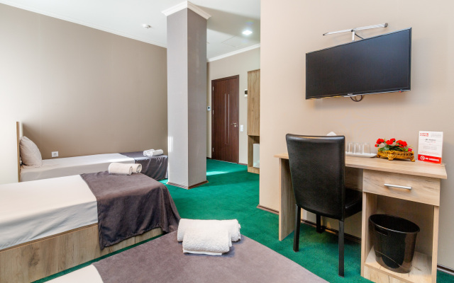 Merlin Hotel