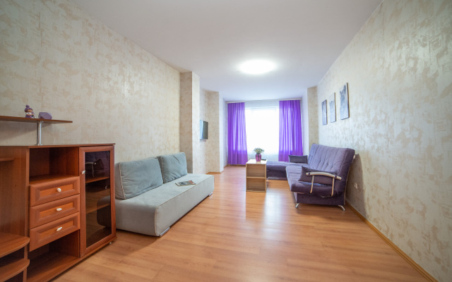 Апартаменты Трехкомнатная в центре