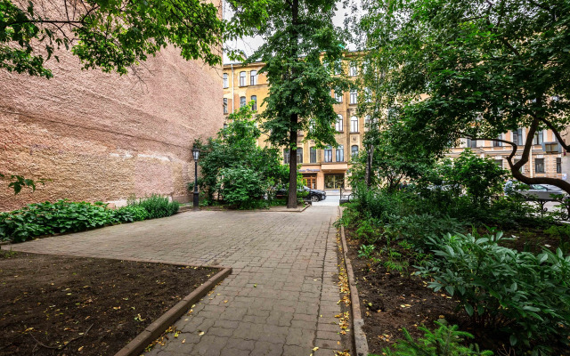 Апартаменты MyHomeYourHome на Некрасова 1\38