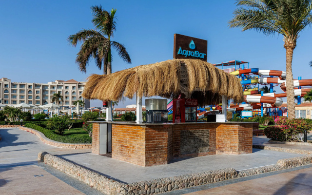 Alora Aqua Park Resort by SUNRISE